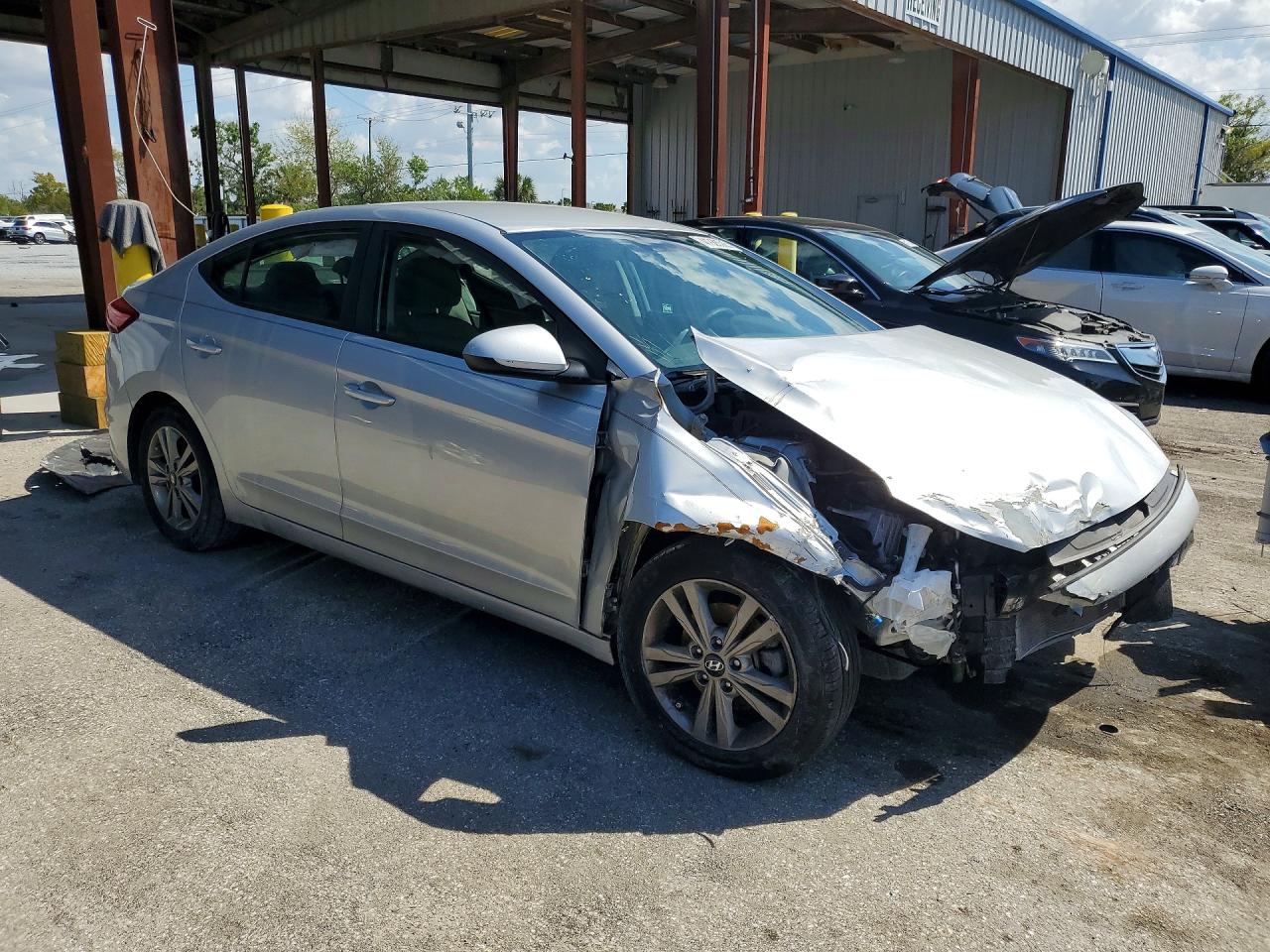 2017 HYUNDAI ELANTRA SE photo 7