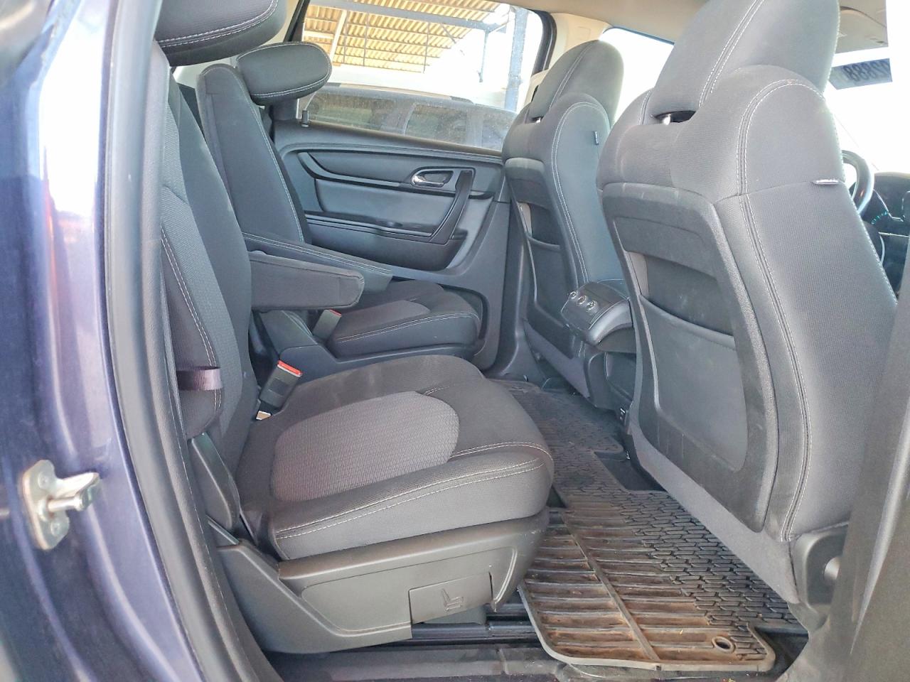 2014 CHEVROLET TRAVERSE LT photo 10