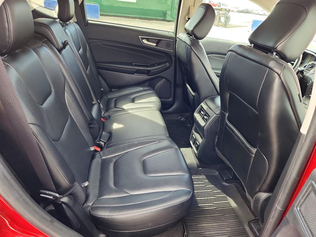 2020 FORD EDGE TITANIUM photo 21