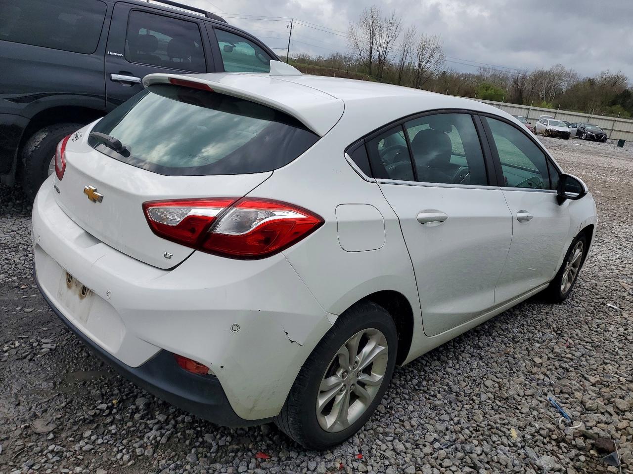 2019 CHEVROLET CRUZE LT photo 5