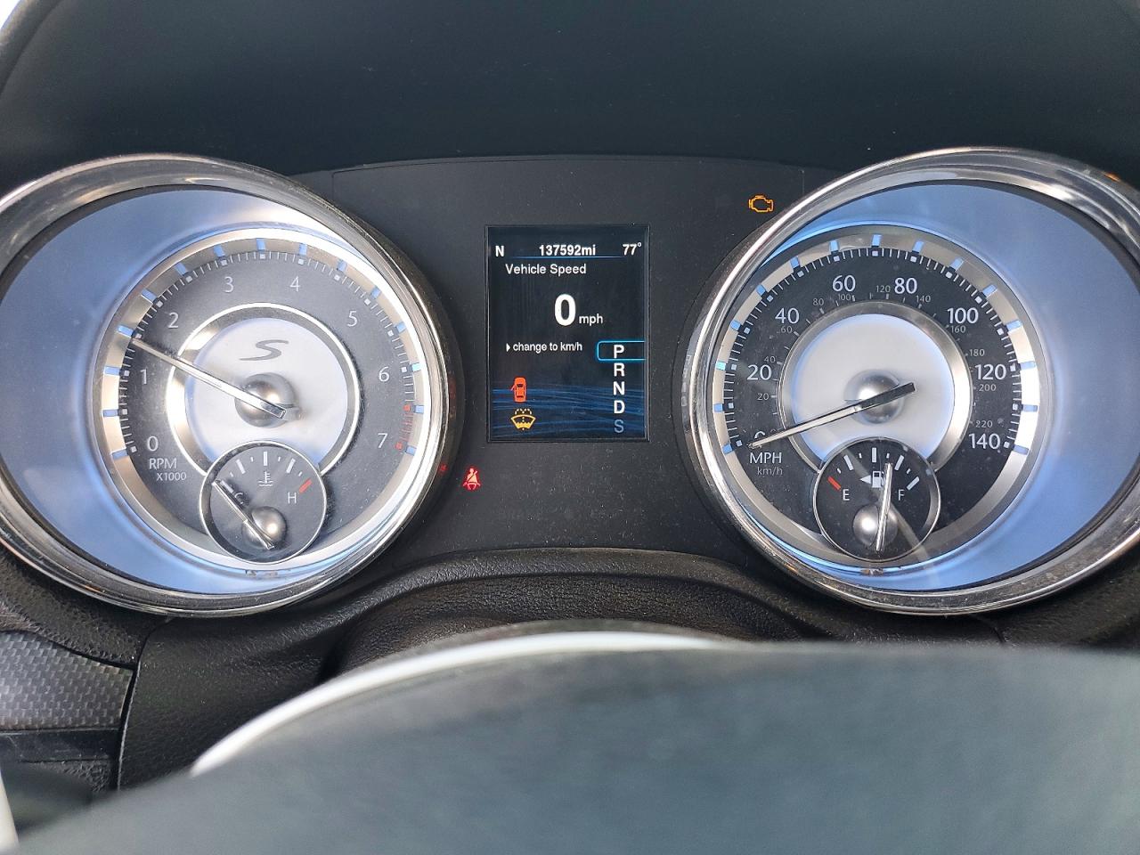 2014 CHRYSLER 300 S photo 9