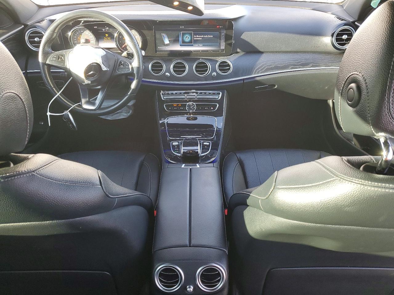 2017 MERCEDES-BENZ E 300 photo 8