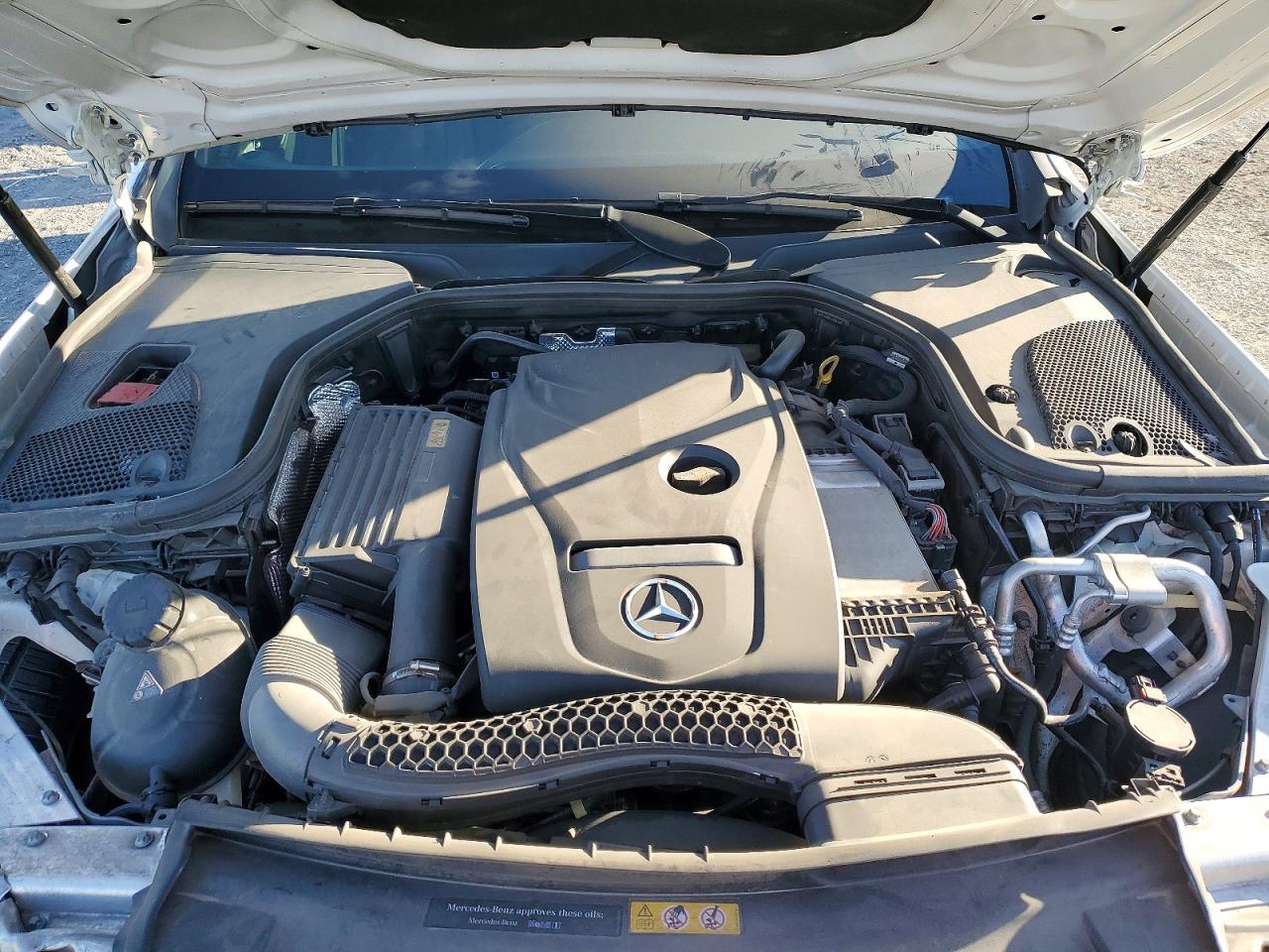 2017 MERCEDES-BENZ E 300 photo 11