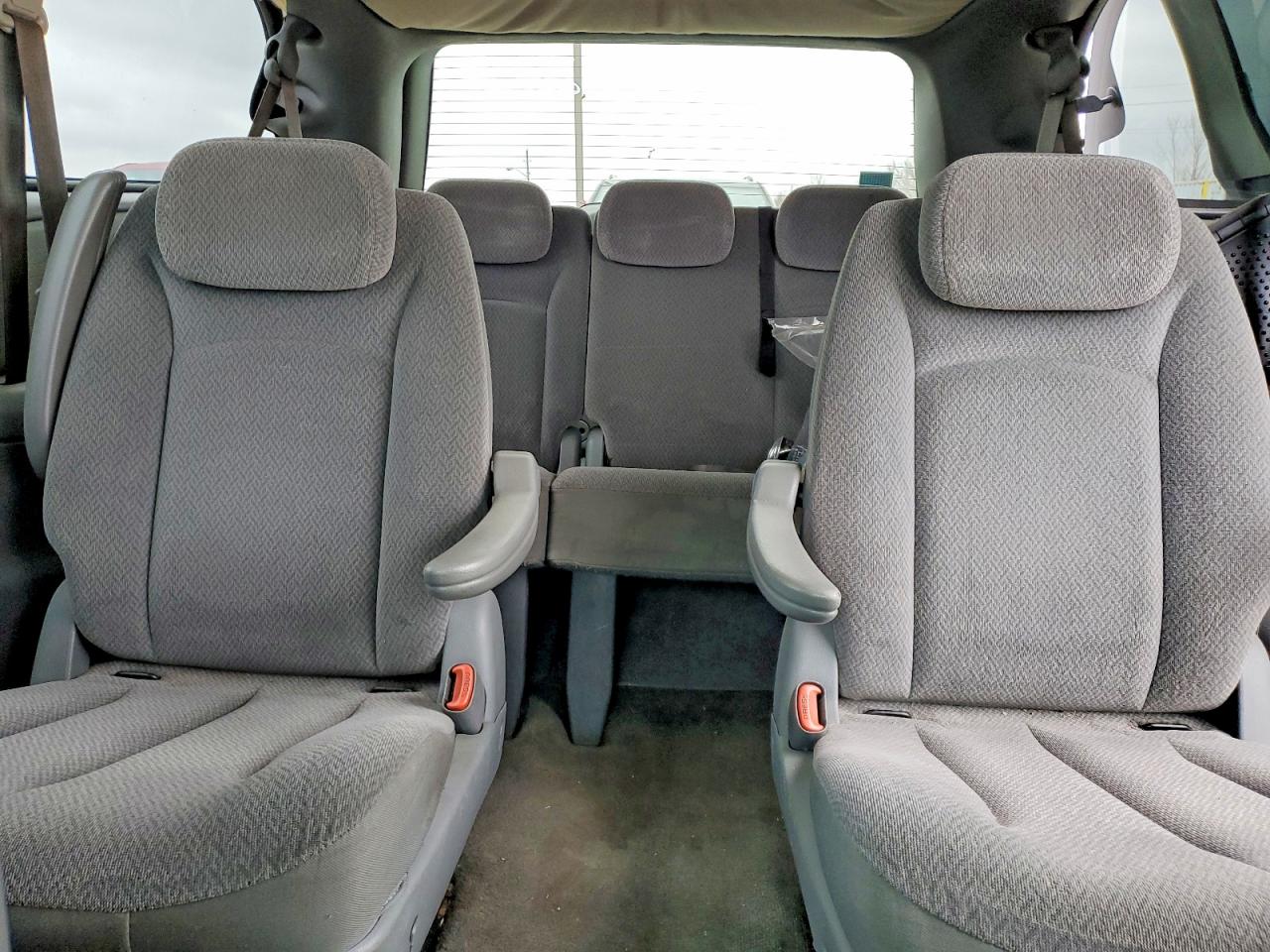 2006 CHRYSLER TOWN & COUNTRY TOURING photo 10