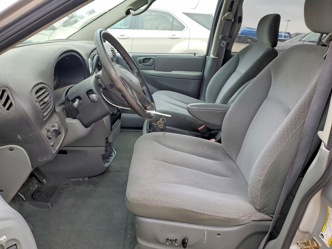 2006 CHRYSLER TOWN & COUNTRY TOURING photo 7