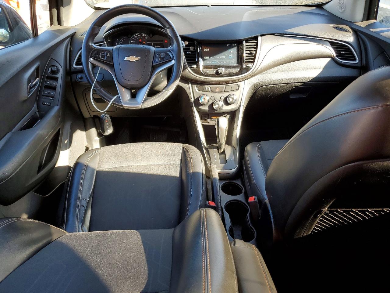 2017 CHEVROLET TRAX 1LT photo 22