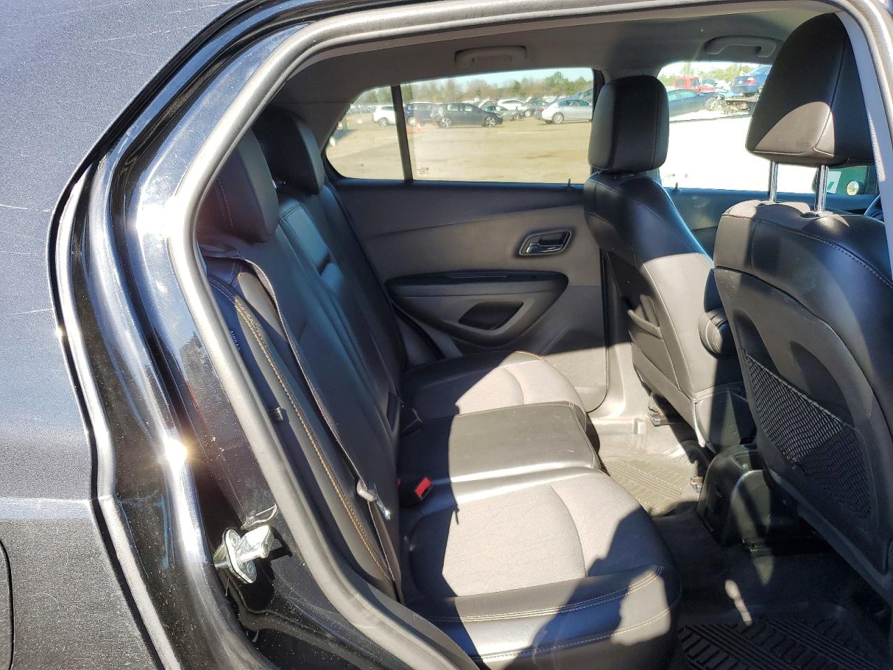 2017 CHEVROLET TRAX 1LT photo 31