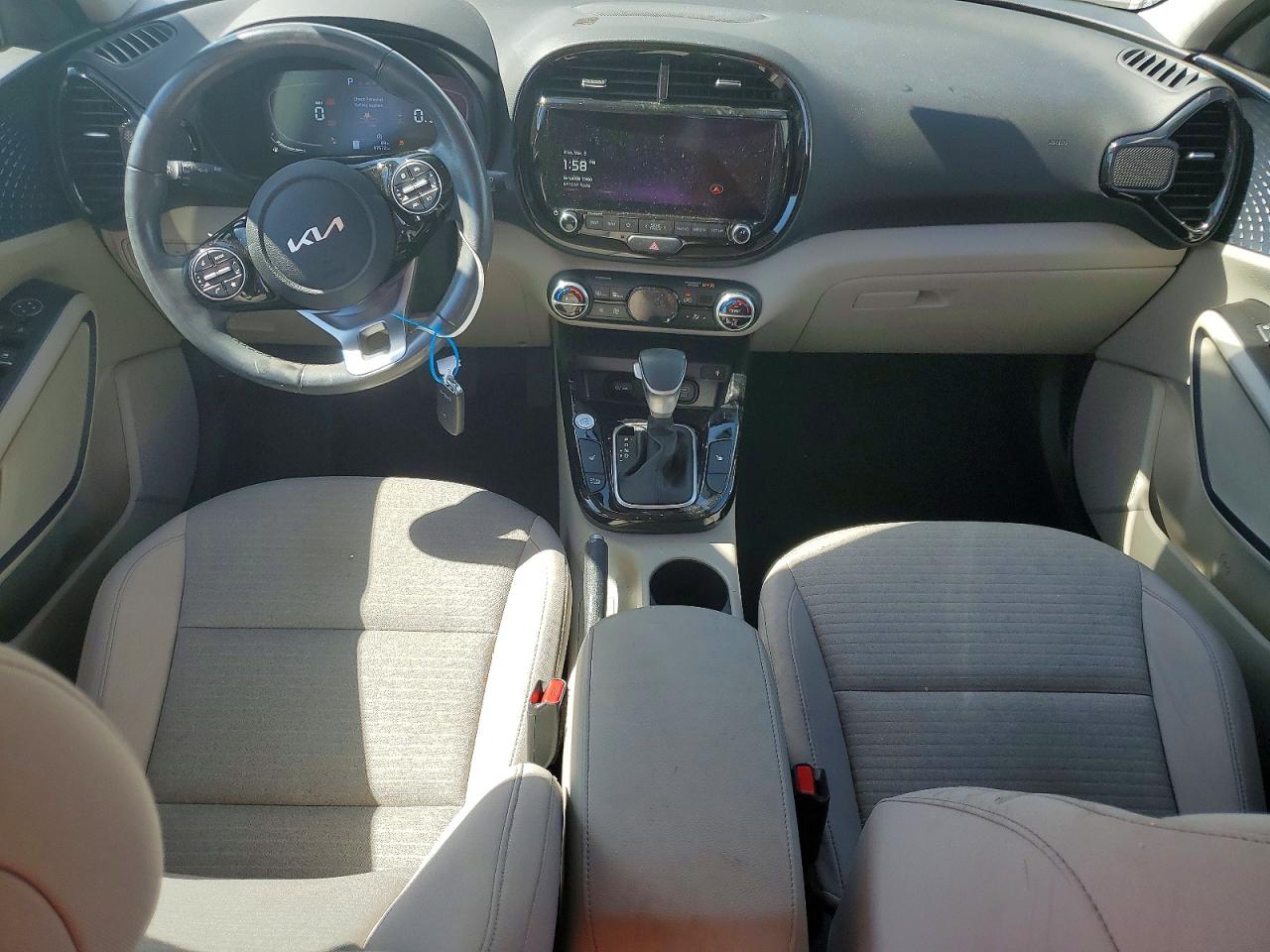 2024 KIA SOUL EX photo 22