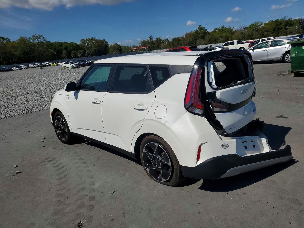 2024 KIA SOUL EX photo 4