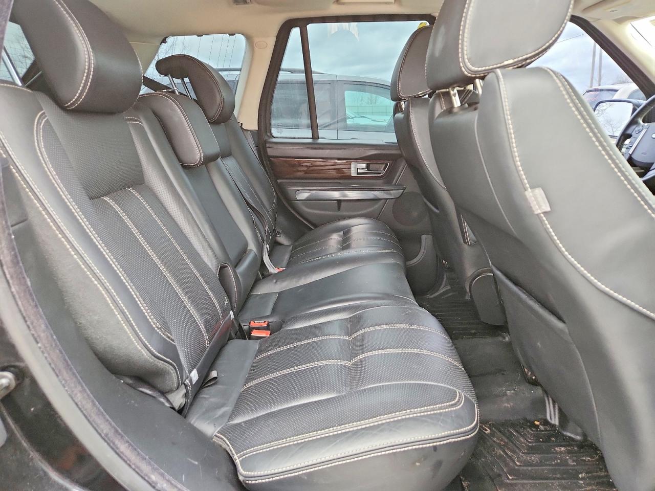 2011 LAND ROVER RANGE ROVER SPORT LUX photo 11