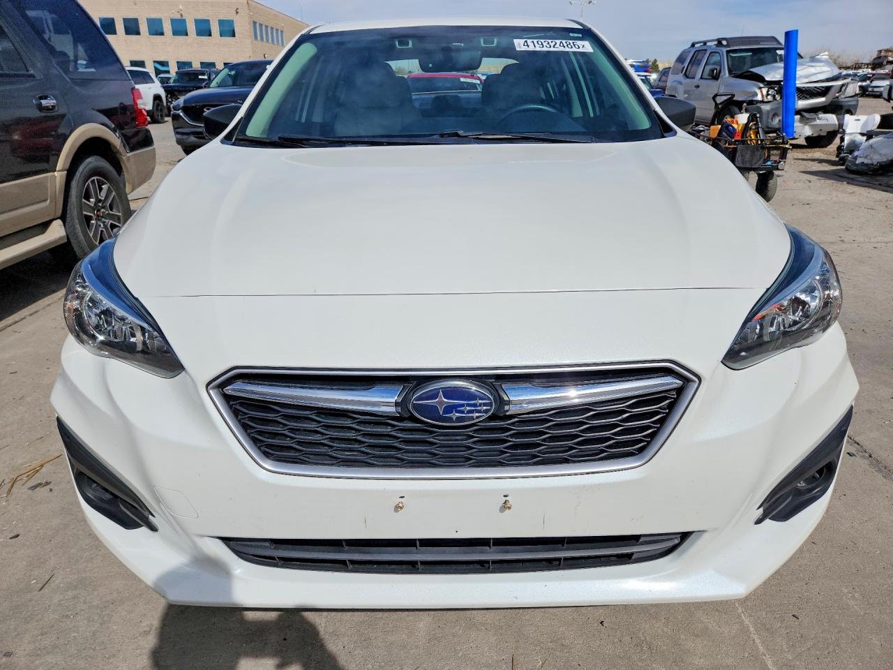 2019 SUBARU IMPREZA photo 9