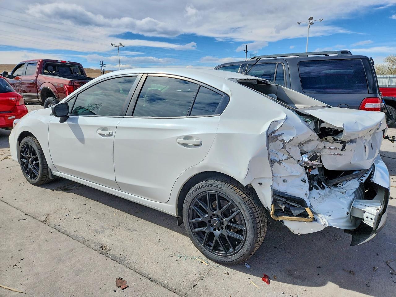 2019 SUBARU IMPREZA photo 3