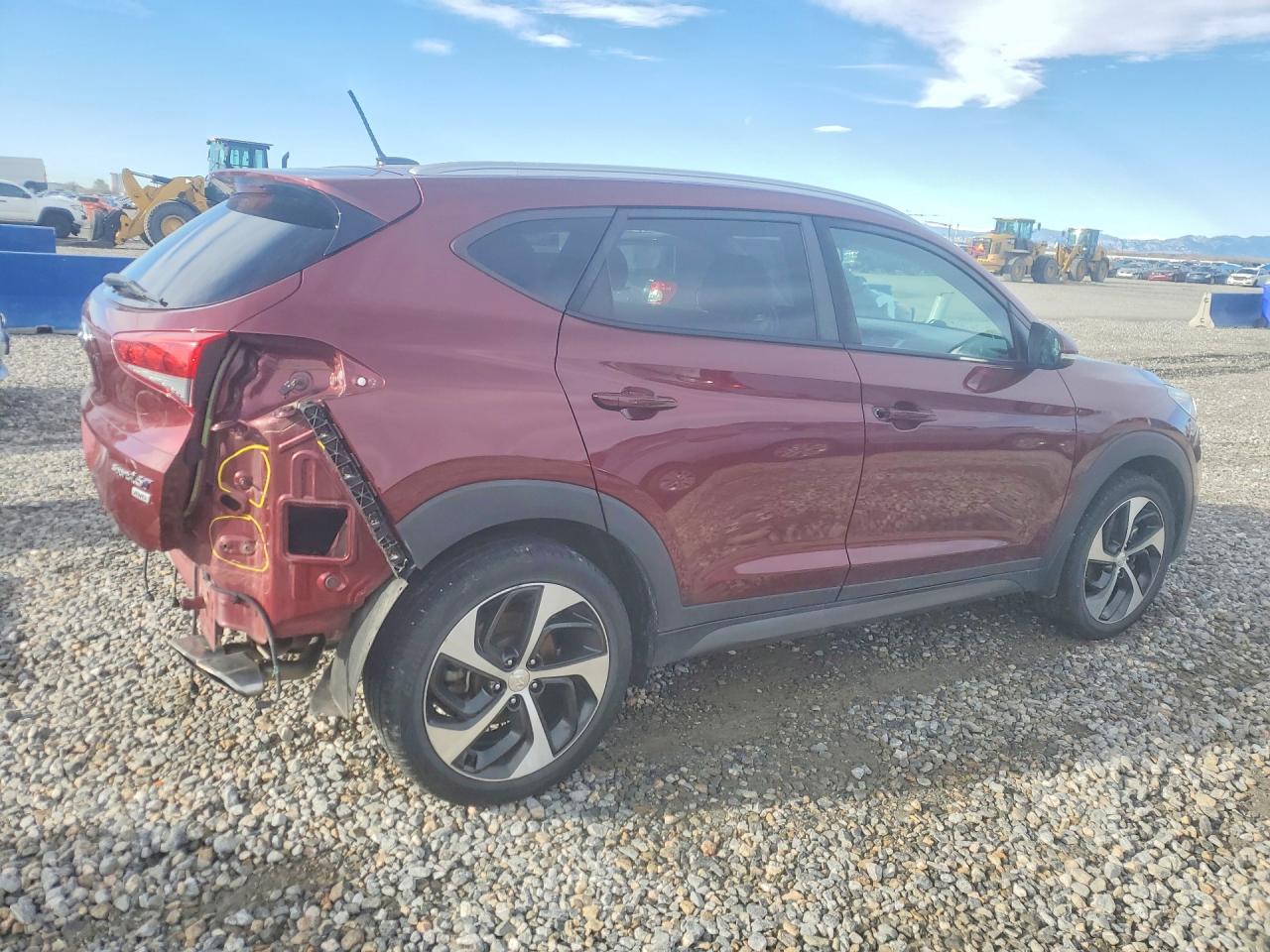 2016 HYUNDAI TUCSON SPORT photo 3