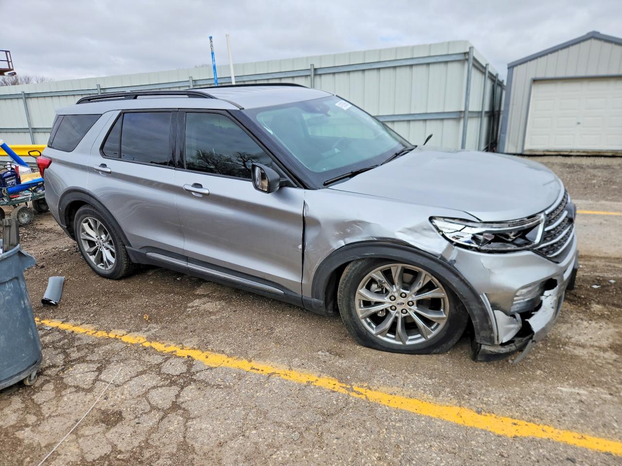 2020 FORD EXPLORER XLT photo 7