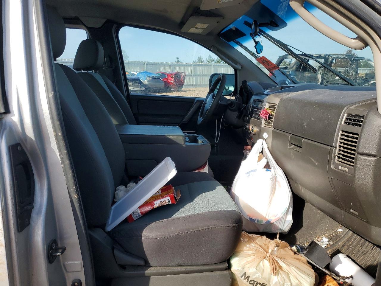 2006 NISSAN TITAN XE FFV photo 19