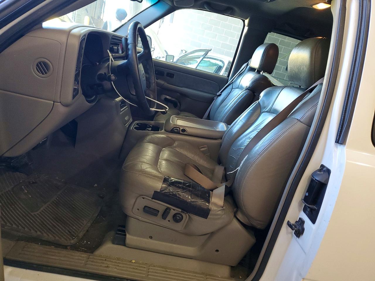 2000 CHEVROLET SILVERADO K1500 photo 7