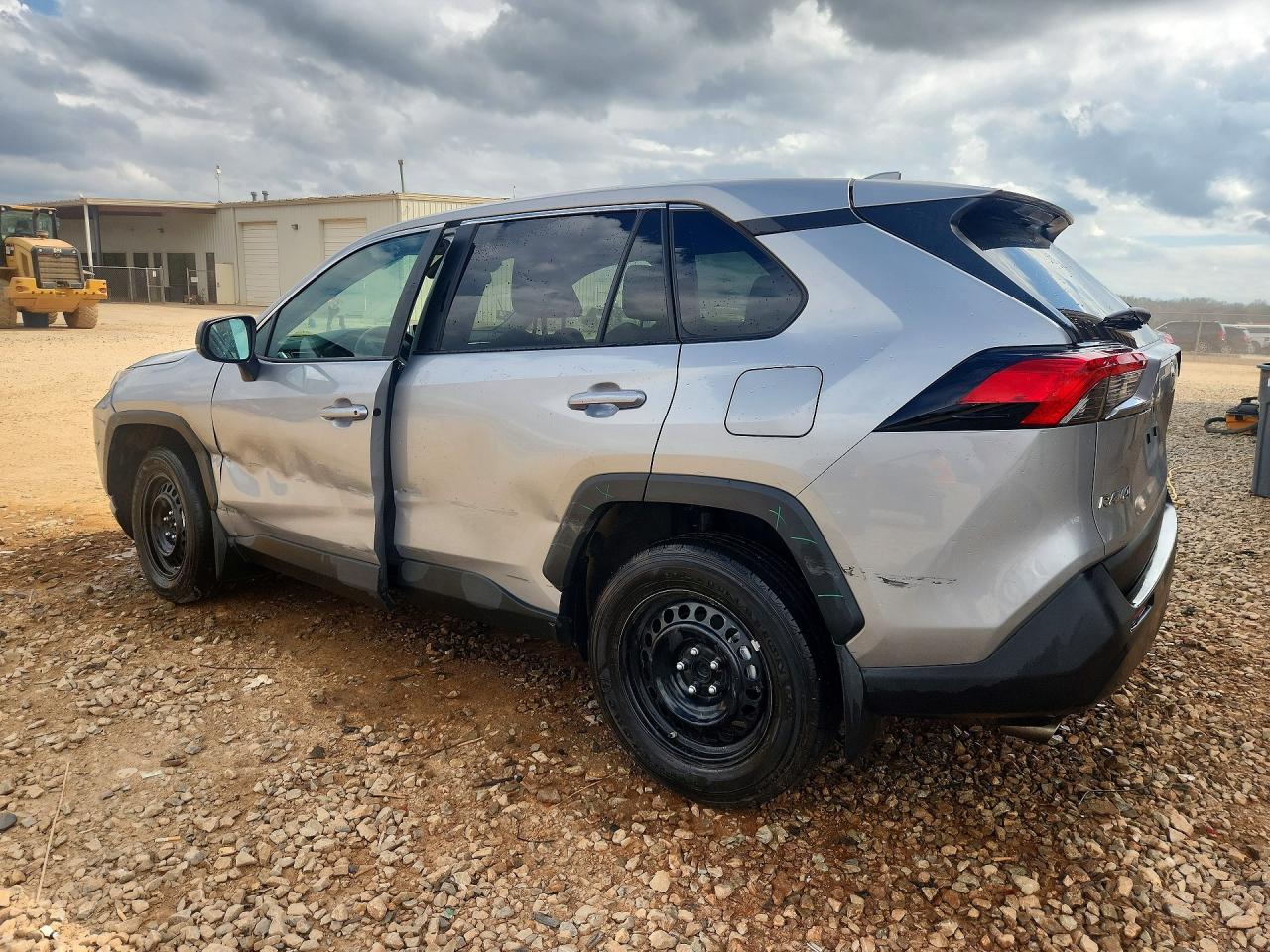 2025 TOYOTA RAV4 LE photo 3