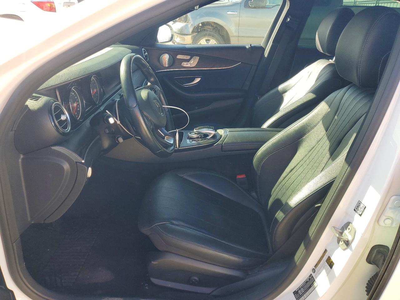 2018 MERCEDES-BENZ E 300 photo 7