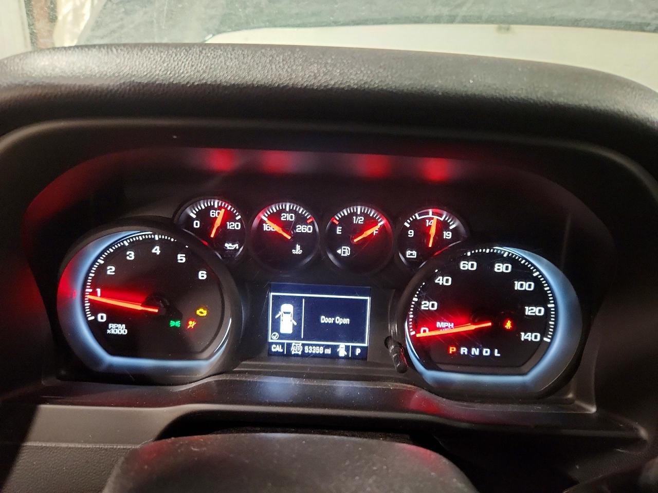 2020 CHEVROLET SILVERADO K1500 CUSTOM photo 9