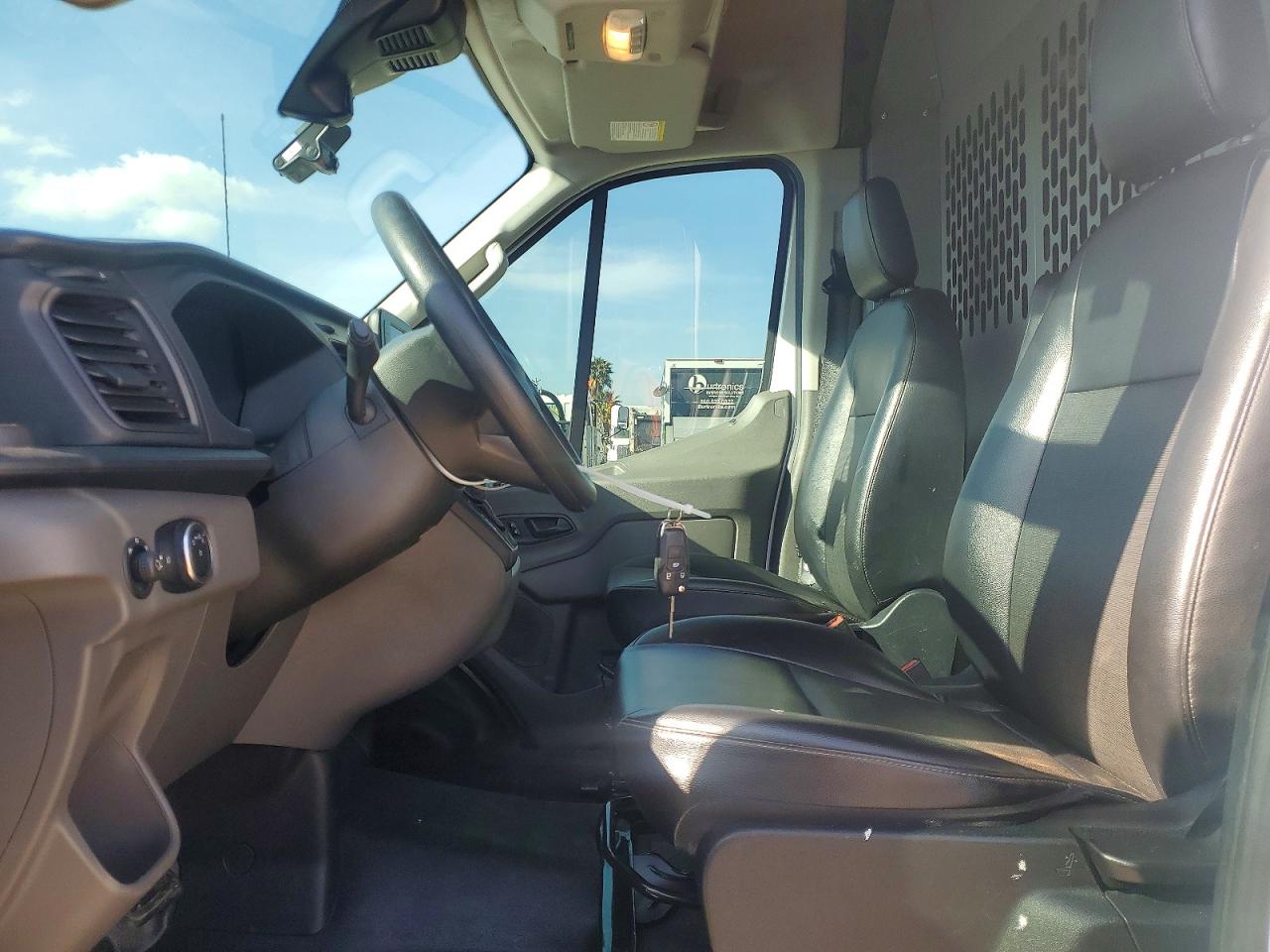 2020 FORD TRANSIT DELIVERY VAN photo 13