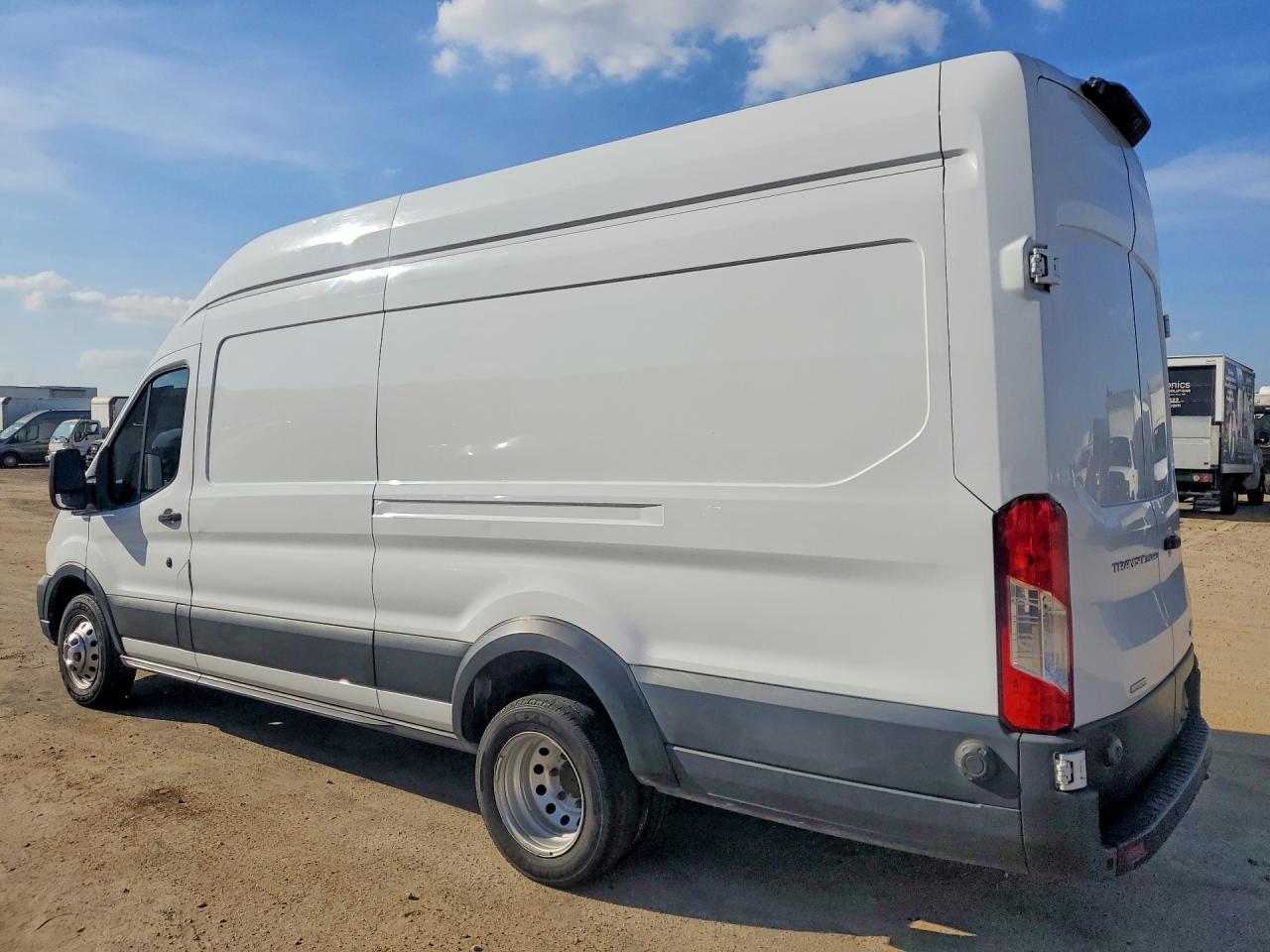 2020 FORD TRANSIT DELIVERY VAN photo 3