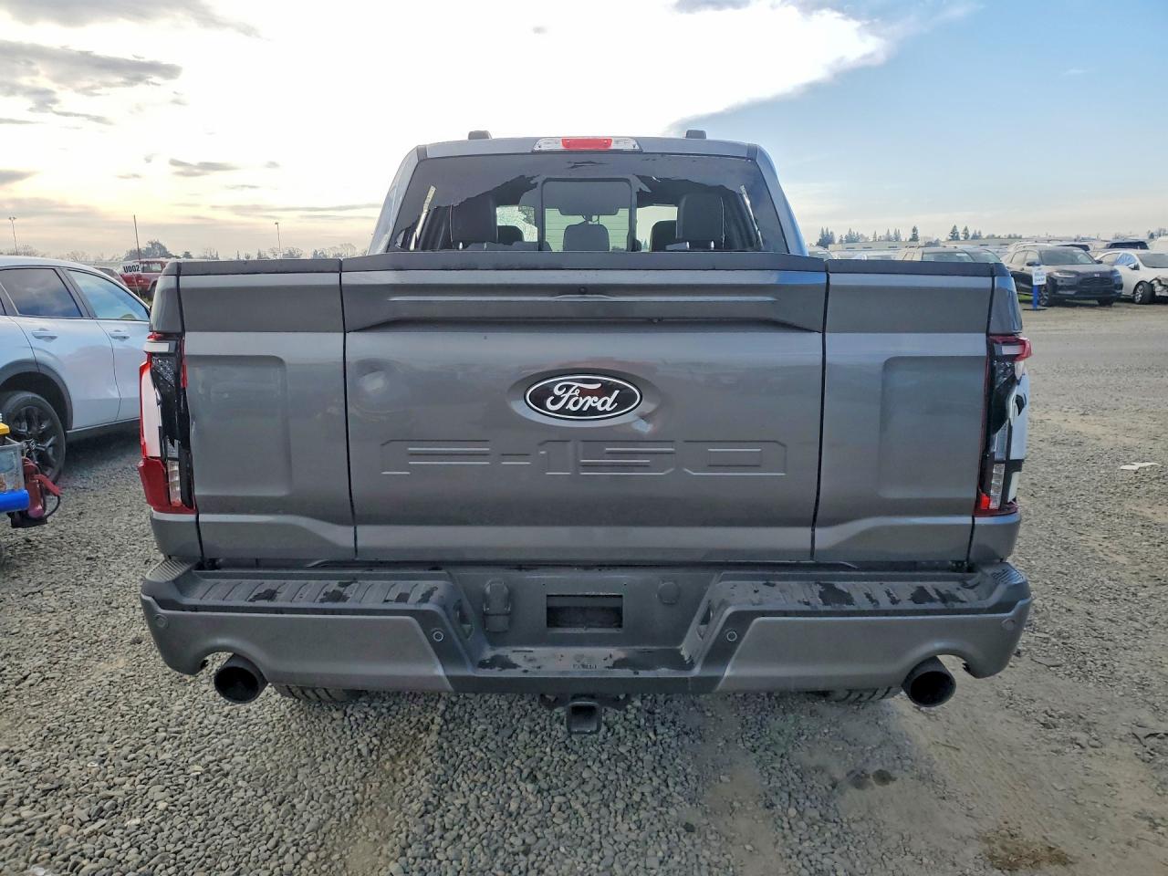 2025 FORD F150 LARIAT photo 6