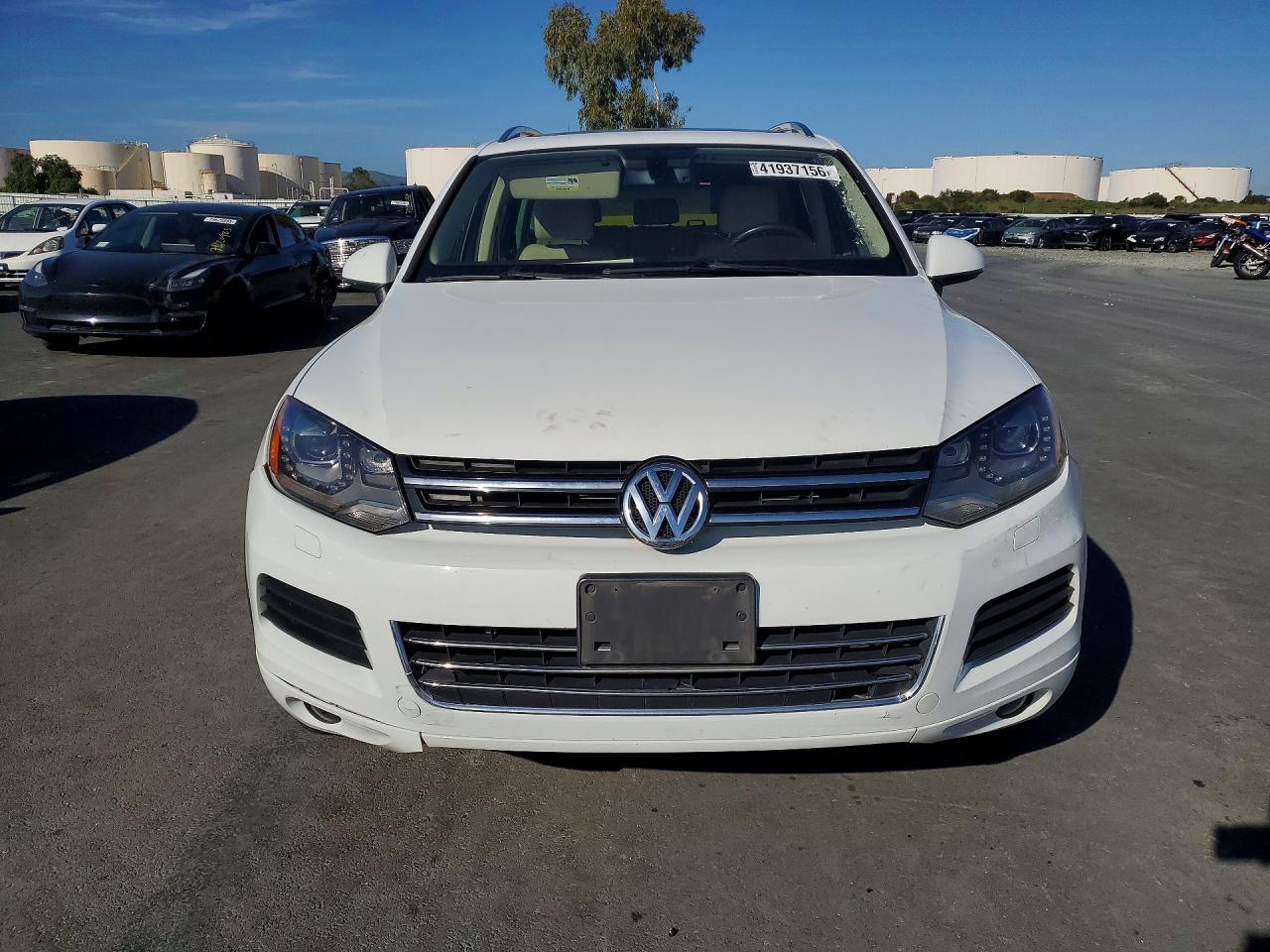 2013 VOLKSWAGEN TOUAREG V6 photo 9