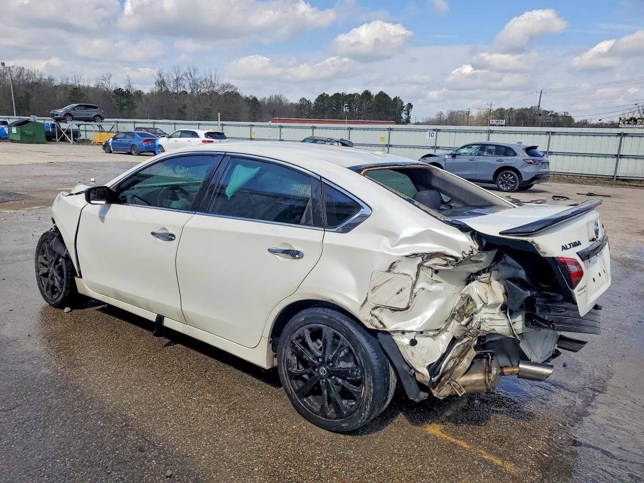 2018 NISSAN ALTIMA 2.5 SR photo 4