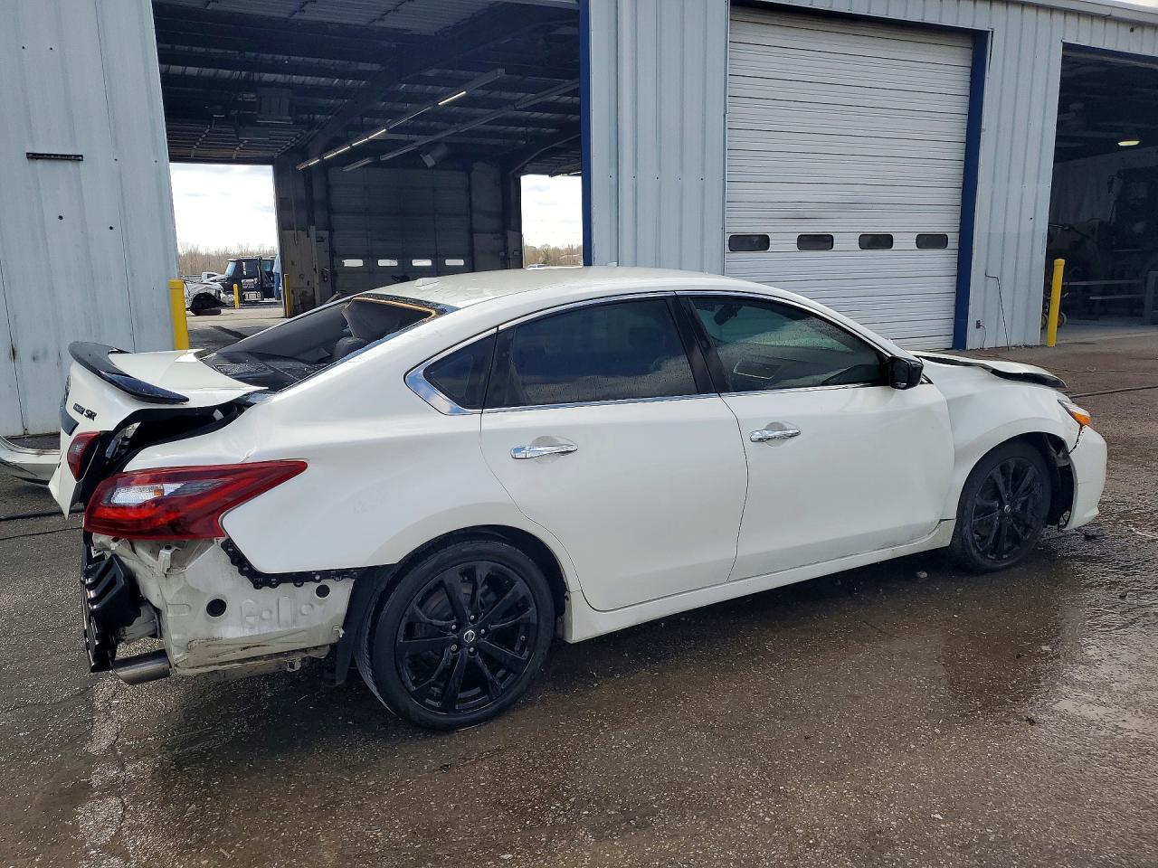 2018 NISSAN ALTIMA 2.5 SR photo 7