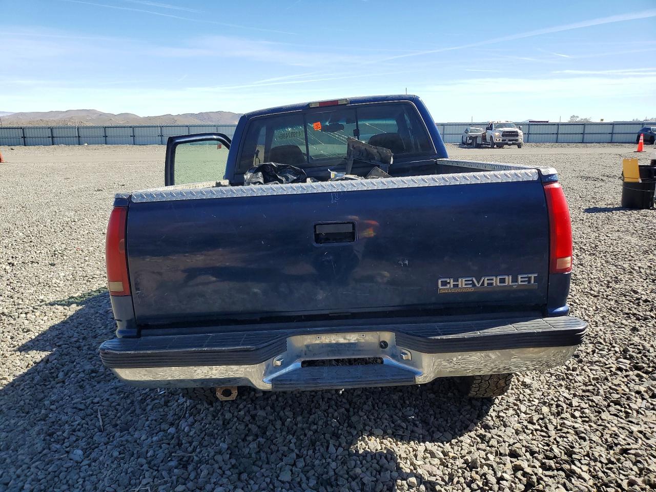 1998 CHEVROLET GMT-400 K1500 photo 16