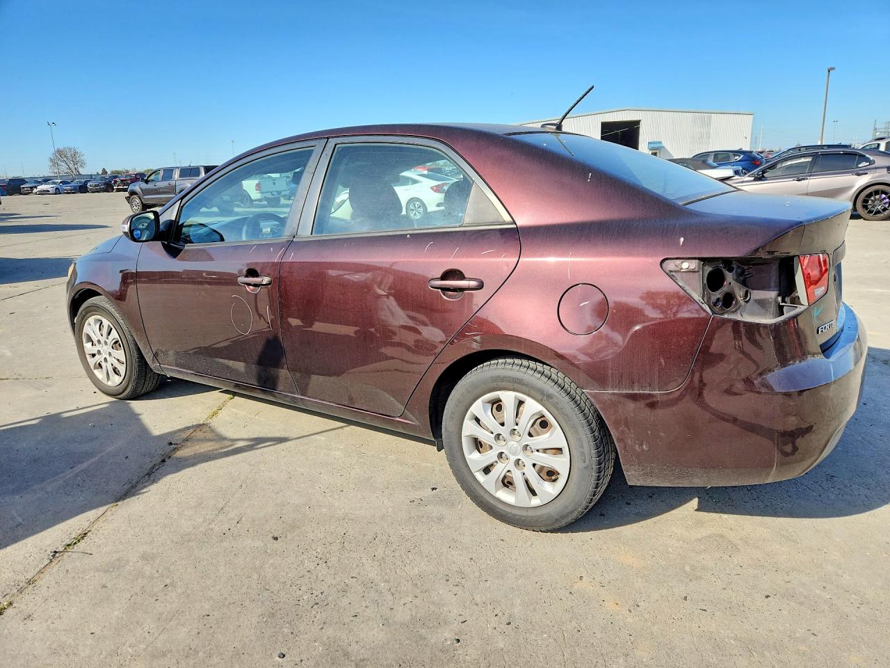 2010 KIA FORTE photo 3