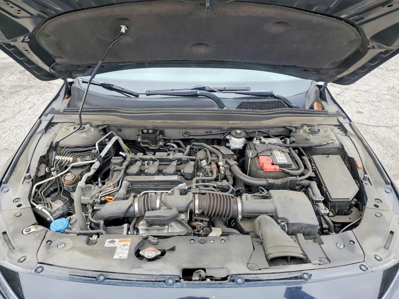 2018 HONDA ACCORD TOURING photo 31