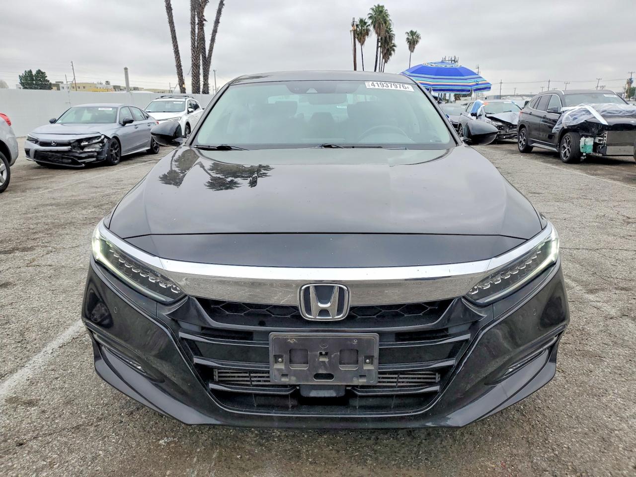 2018 HONDA ACCORD TOURING photo 13