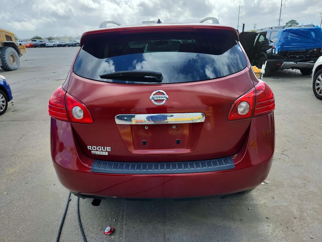 2015 NISSAN ROGUE SELECT S photo 6