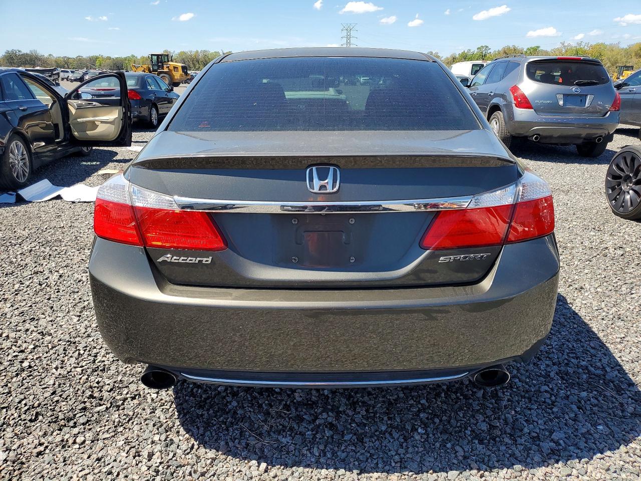 2014 HONDA ACCORD SPORT photo 6