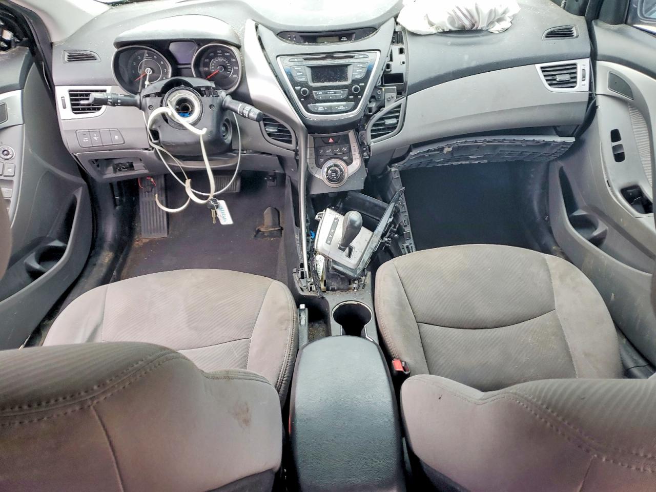 2013 HYUNDAI ELANTRA GLS photo 8
