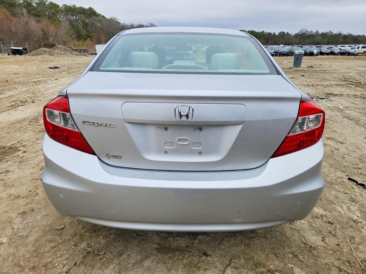 2012 HONDA CIVIC LX photo 6