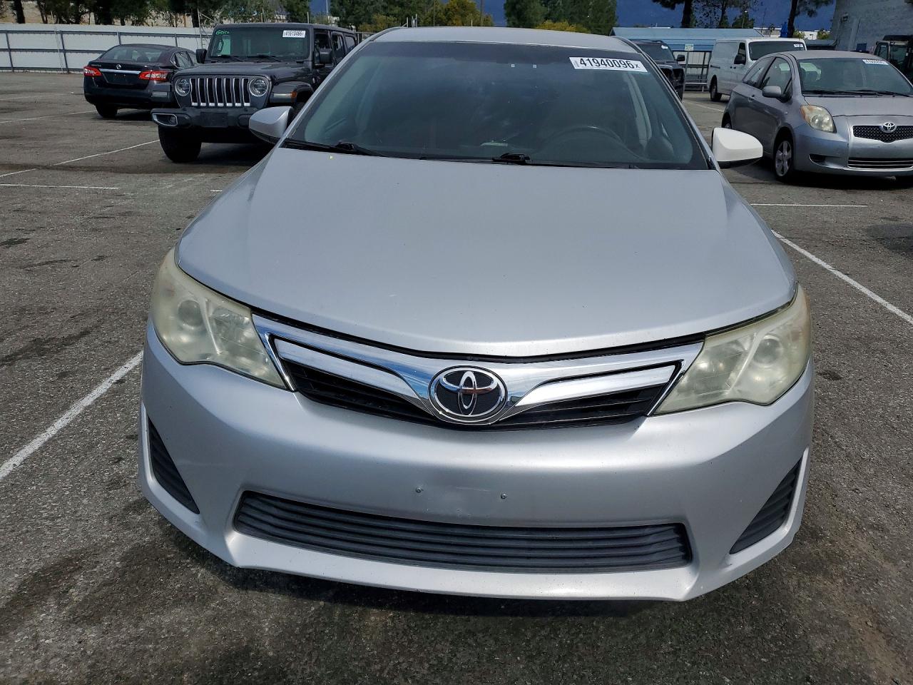 2012 TOYOTA CAMRY LE photo 9