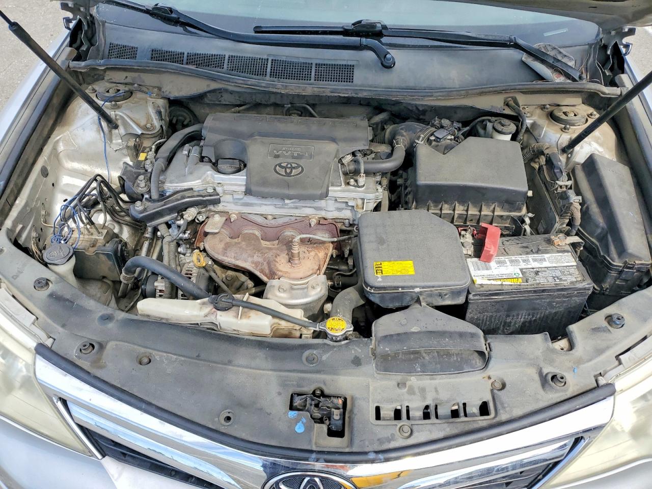 2012 TOYOTA CAMRY LE photo 21