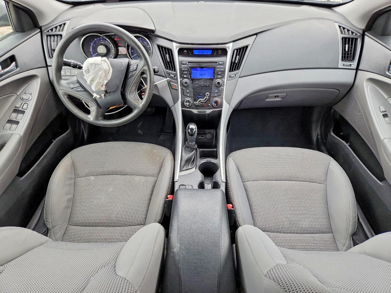 2013 HYUNDAI SONATA GLS photo 15