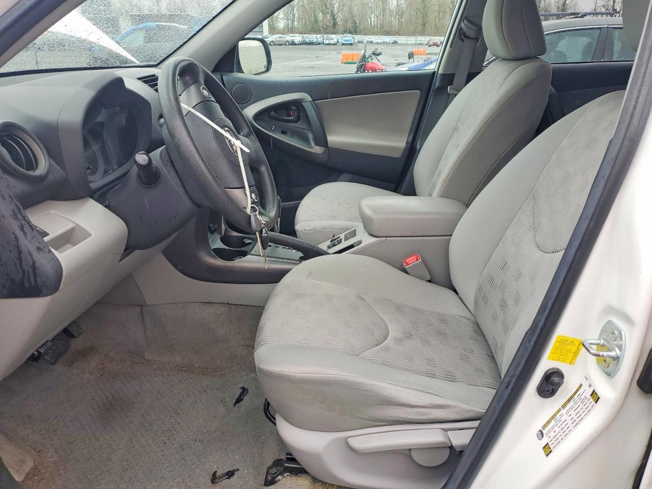 2012 TOYOTA RAV4 BASE photo 19