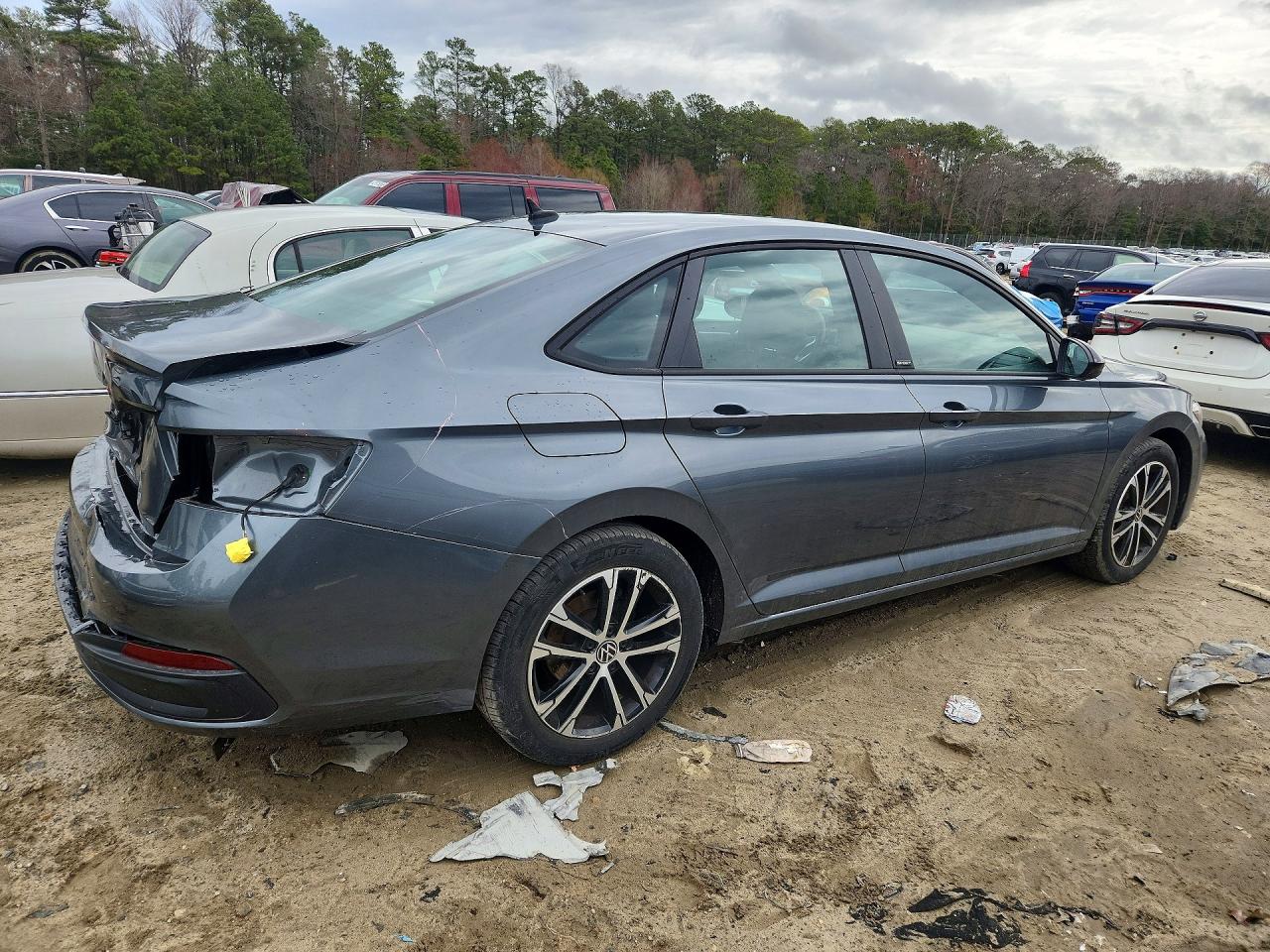 2023 VOLKSWAGEN JETTA SPORT photo 7