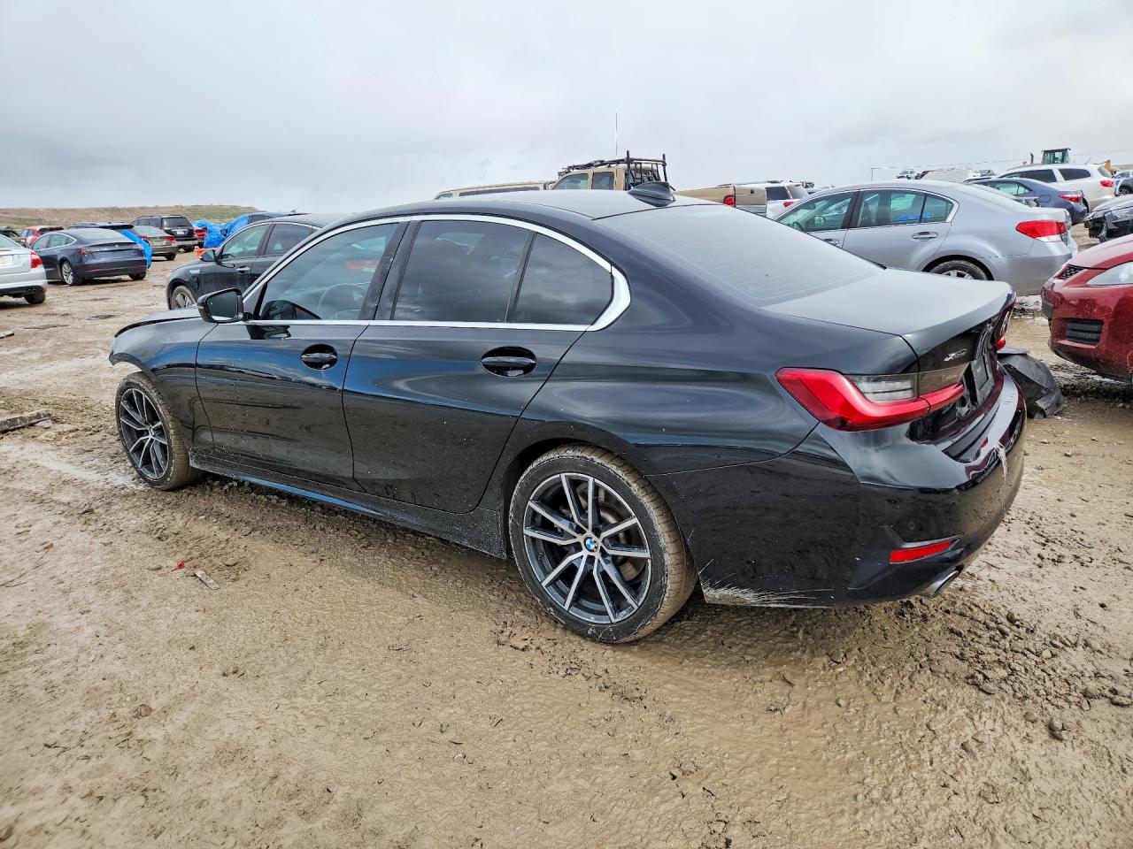 2020 BMW 330XI photo 3