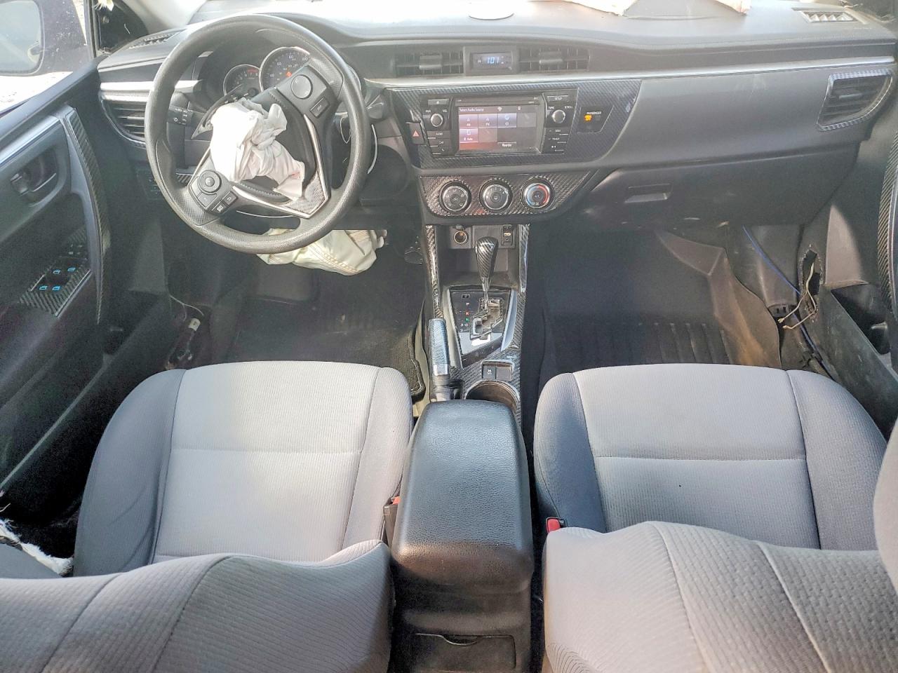 2016 TOYOTA COROLLA L photo 22