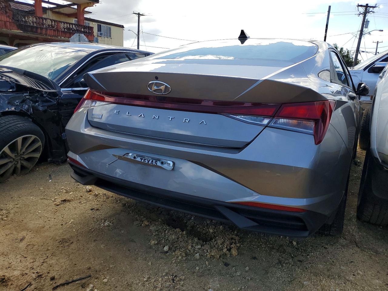 2023 HYUNDAI ELANTRA SEL photo 5