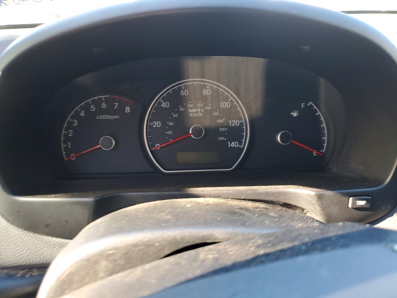 2010 HYUNDAI ELANTRA GLS photo 9
