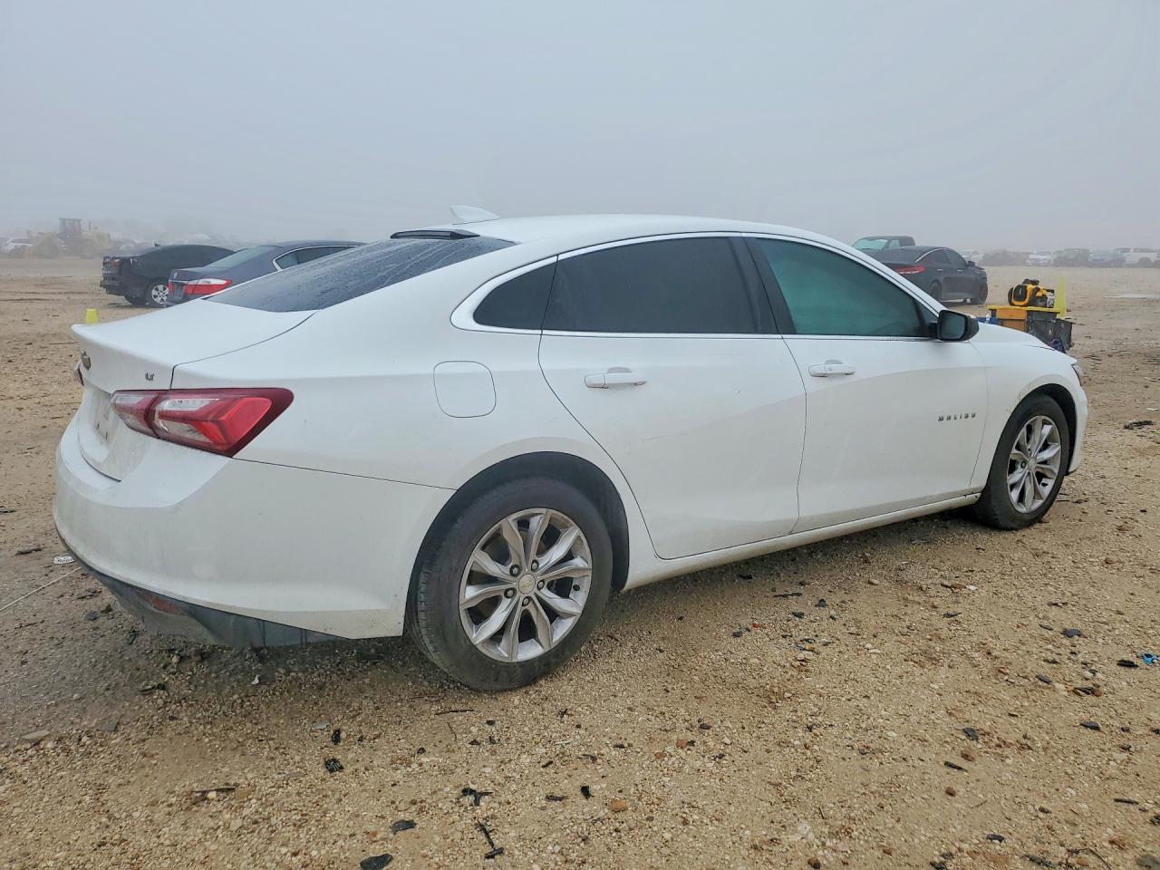 2020 CHEVROLET MALIBU LT photo 5