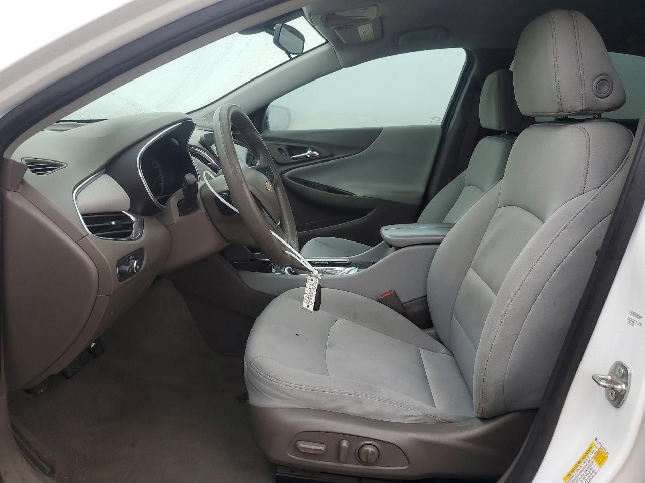 2020 CHEVROLET MALIBU LT photo 13