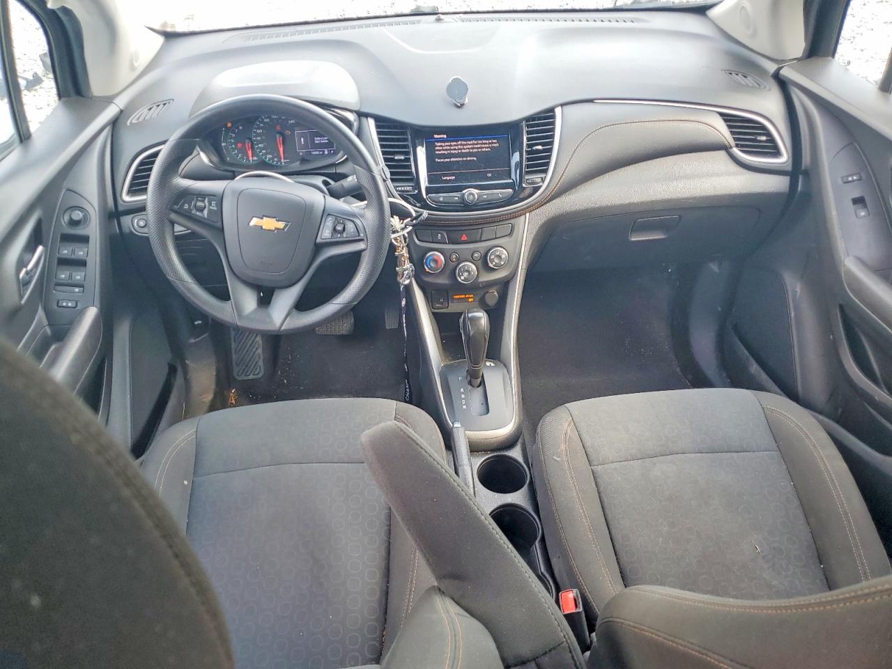 2020 CHEVROLET TRAX LS photo 8