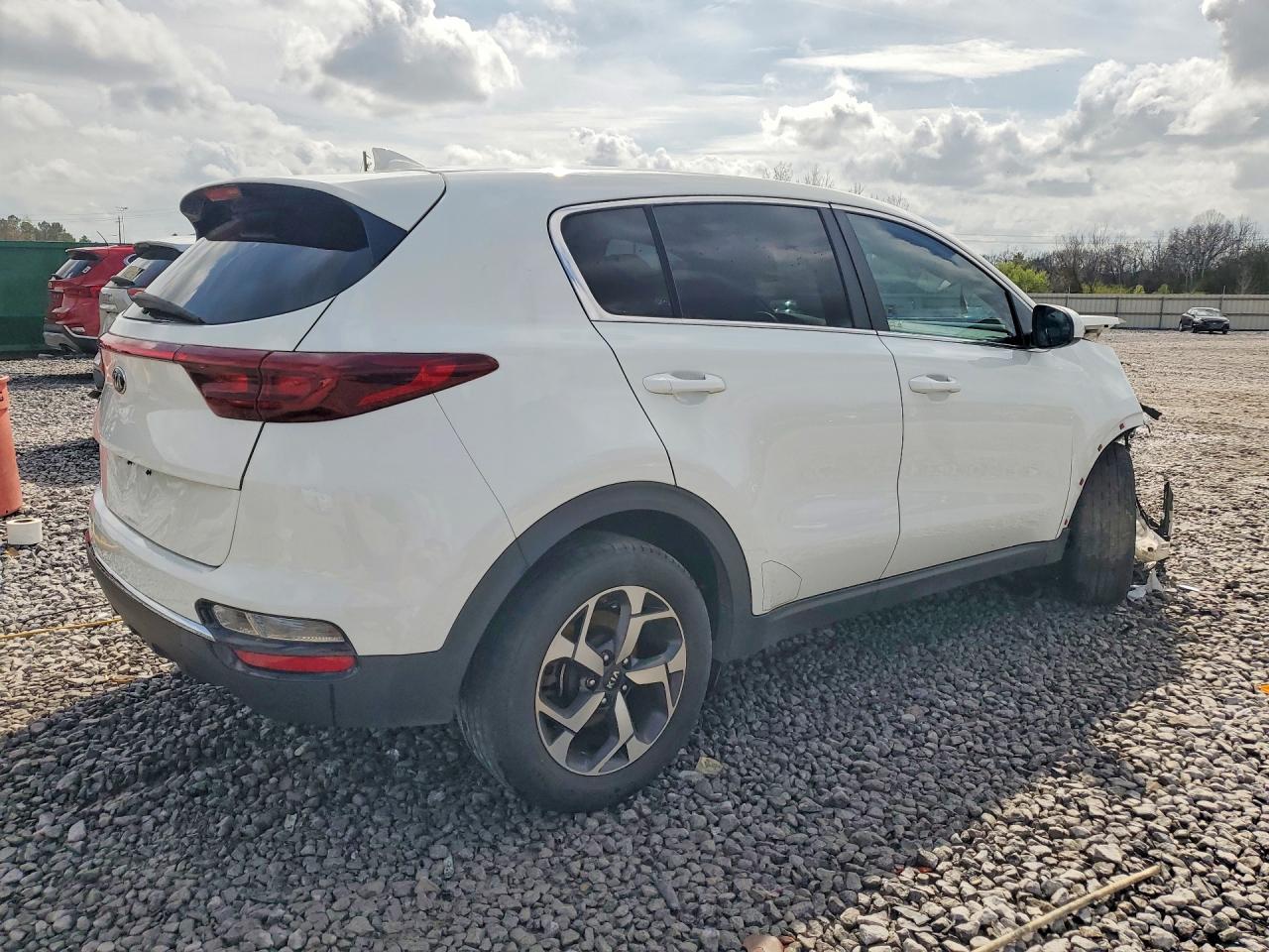 2021 KIA SPORTAGE LX photo 5